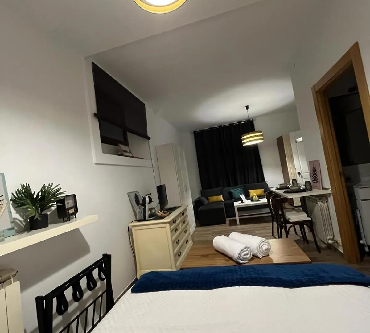 Home Suites Center Granada 2 Apartment