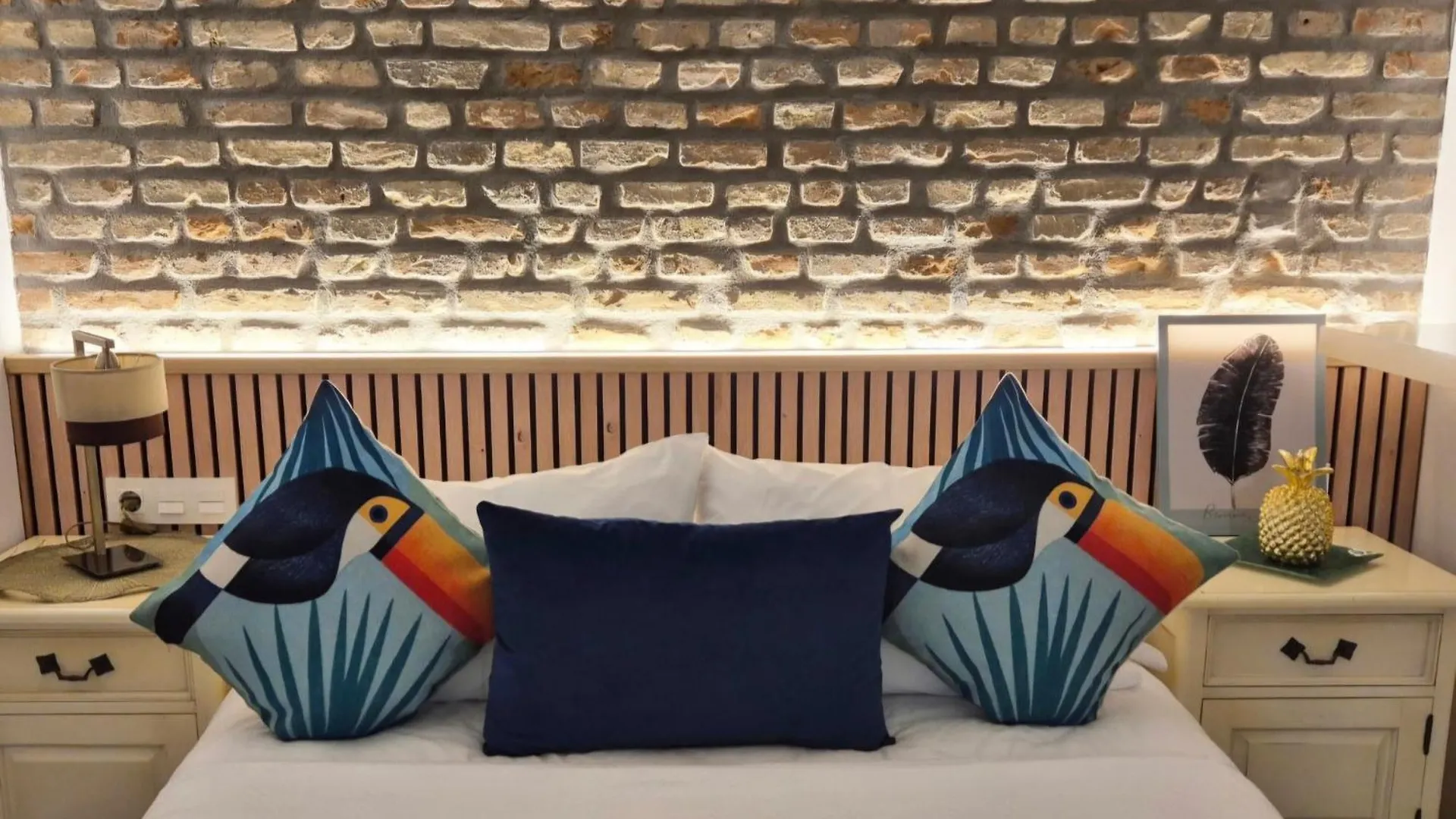 Home Suites Center Granada 2 Spain